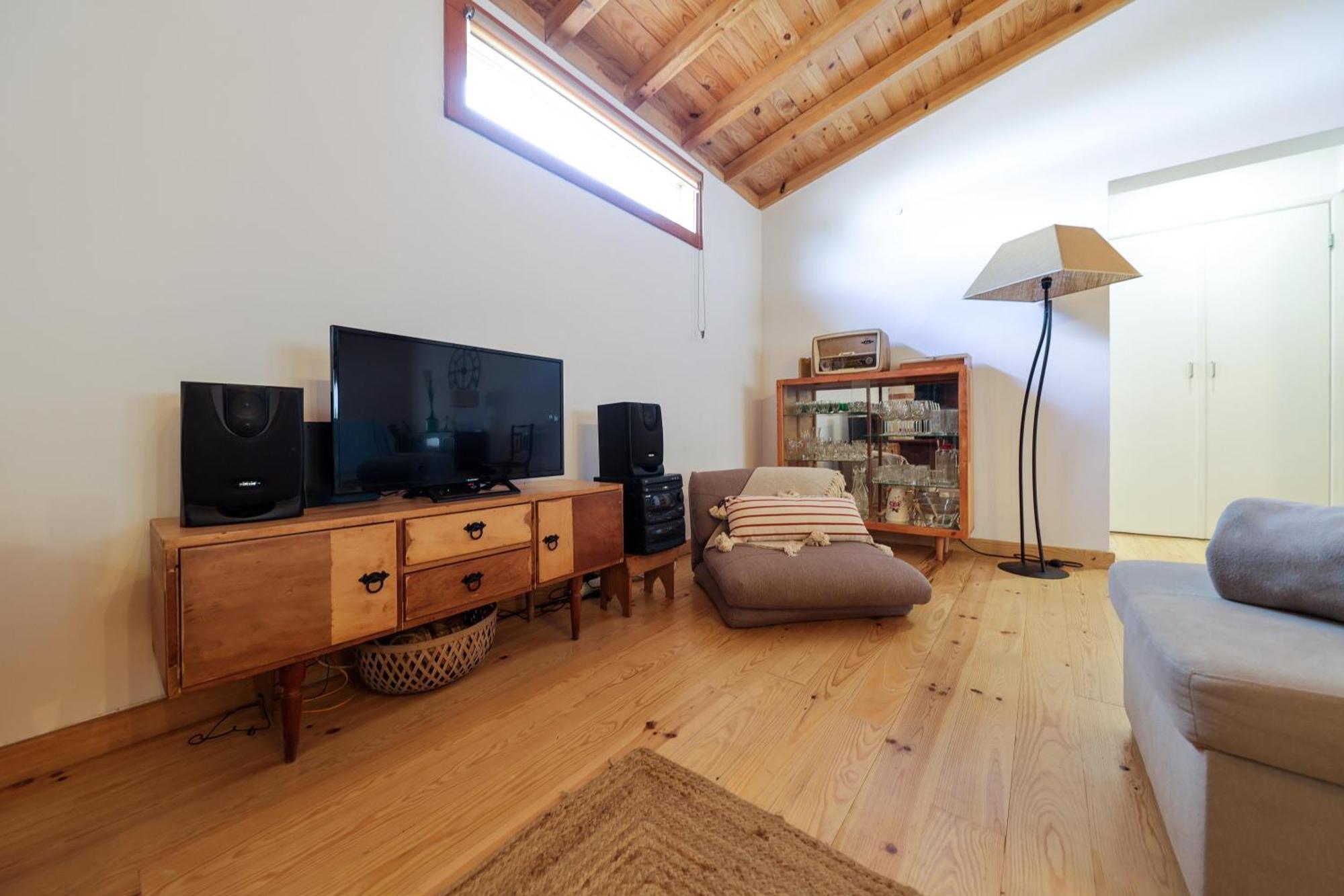 Renovated Wine Press House - With Pool Villa Porto de Mos  Room photo
