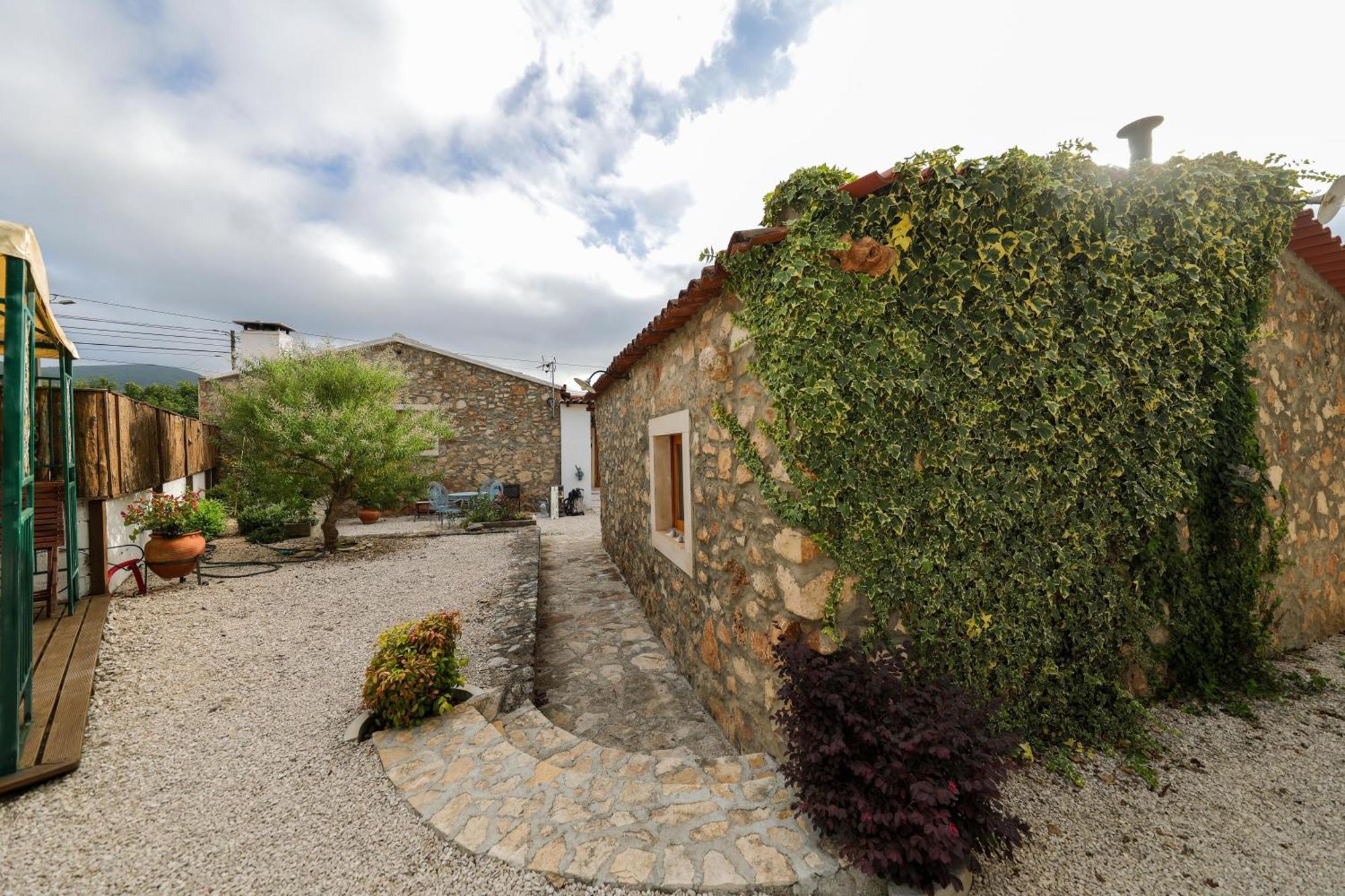 Renovated Wine Press House - With Pool Villa Porto de Mos  Exterior photo