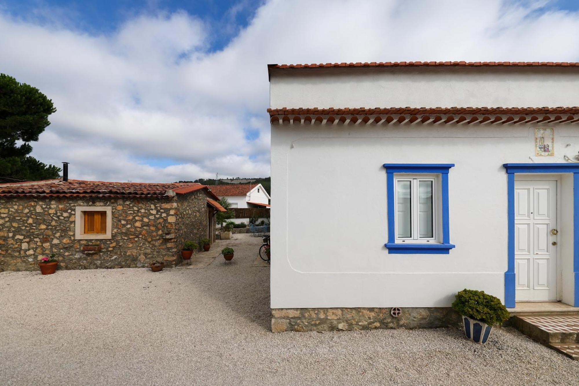 Renovated Wine Press House - With Pool Villa Porto de Mos  Room photo